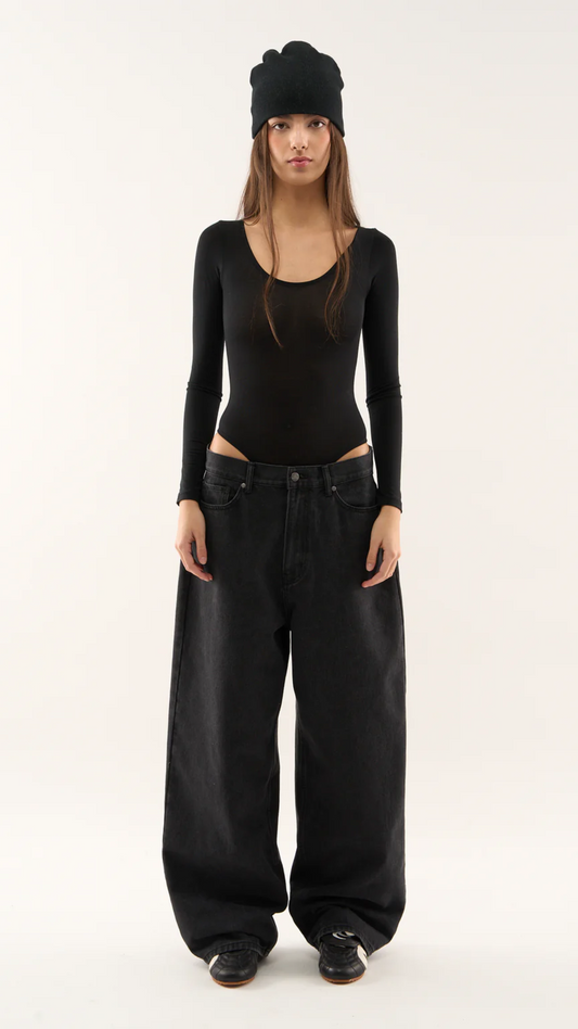 Noir Jean – Moonwashed Black